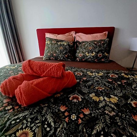 Logement Cosy Avec Piscine Et Vue Tahiti Punaauia Eksteriør bilde