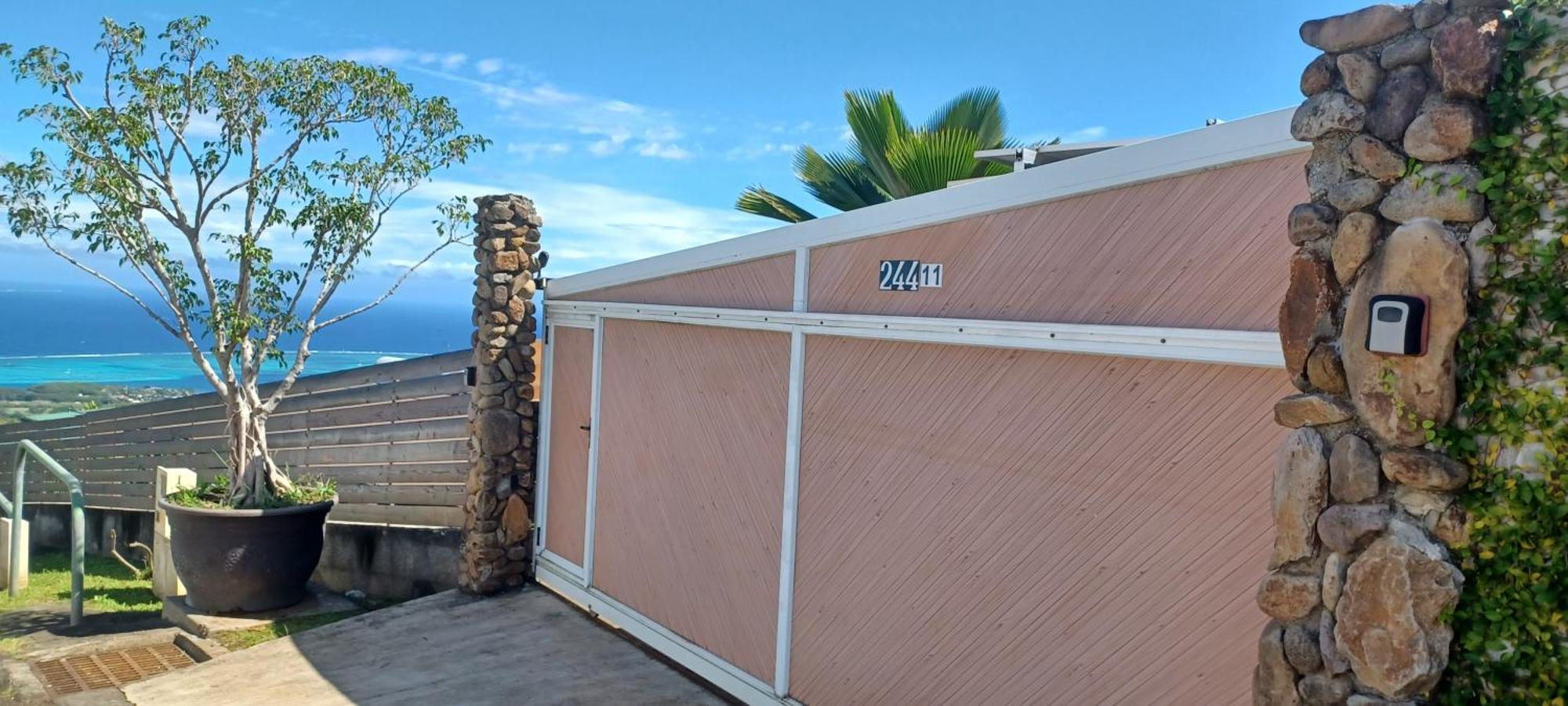 Logement Cosy Avec Piscine Et Vue Tahiti Punaauia Eksteriør bilde